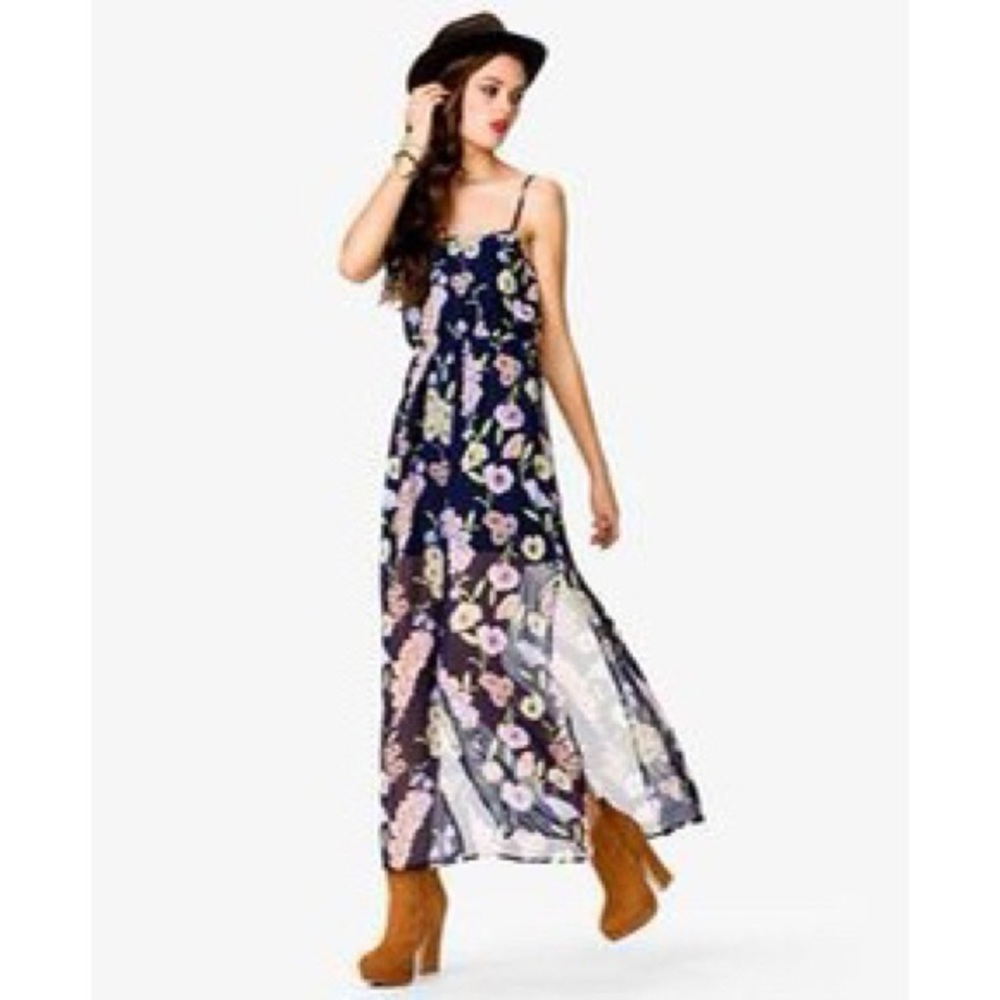 Forever 21 Navy Floral Maxi Dress Size M